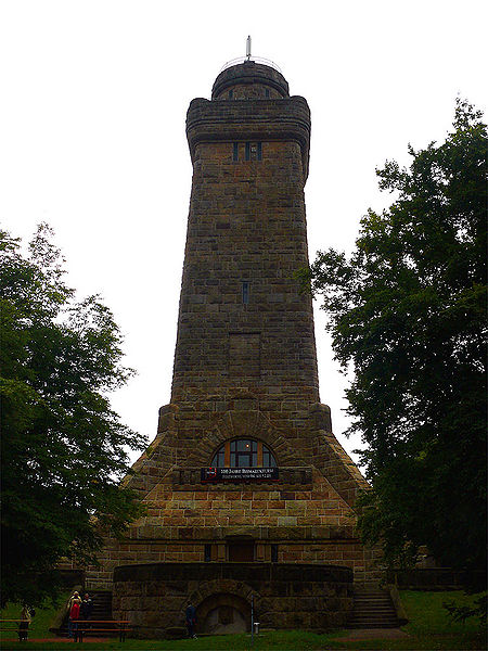Datei:Vereinsfahrt 2010 - Bismarckturm Glauchau.jpg