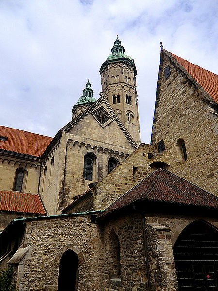 Datei:Vereinsfahrt 2011 - Naumburger Dom.jpg